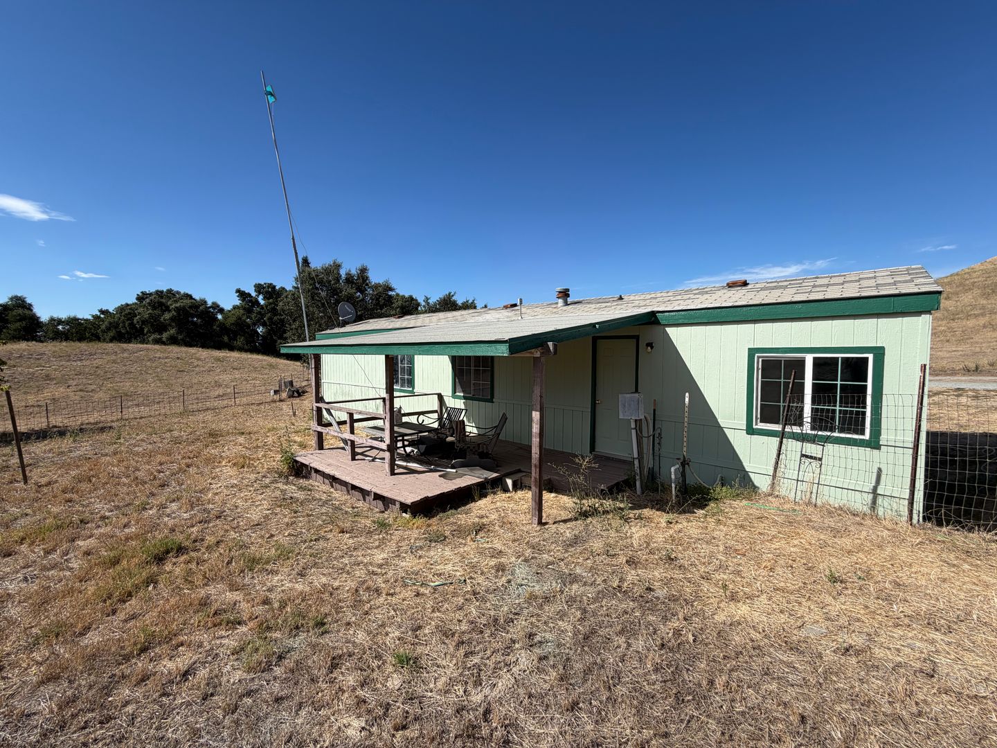 29574 E Shelton Rd, Linden, CA 95236